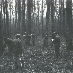 Sc&egrave;ne de martelage en 1979 (lieu non identifi&eacute;) / &copy; DR
